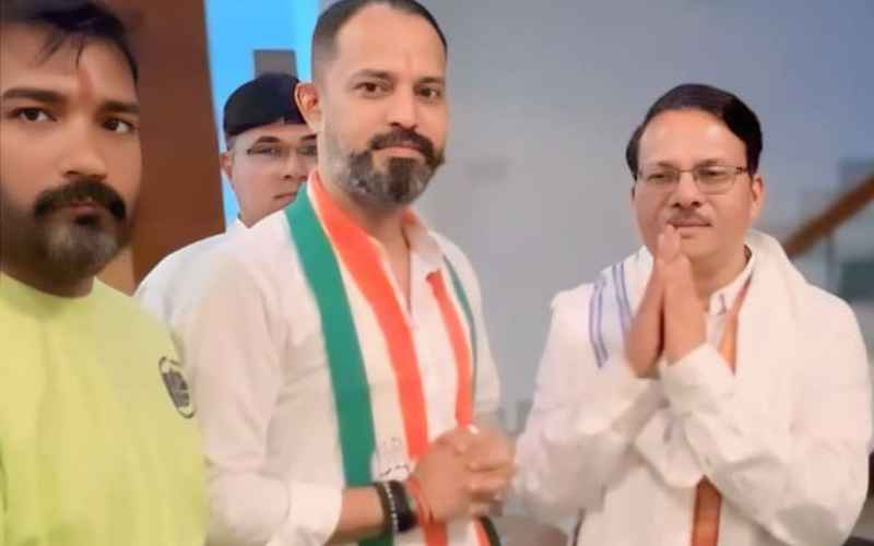 Jamshedpur:  प्रदेश कांग्रेस प्रभारी से मिले बबलू झा, शिकायतों को आलाकमान तक पहुंचाने का मिला आश्वासन