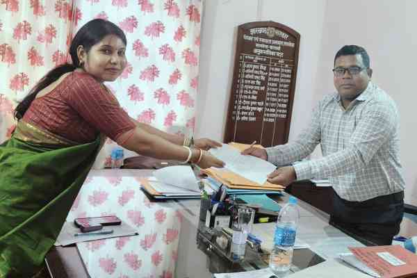 Seraikela: जलमीनार व चापाकल खराब, राजनगर में जल संकट