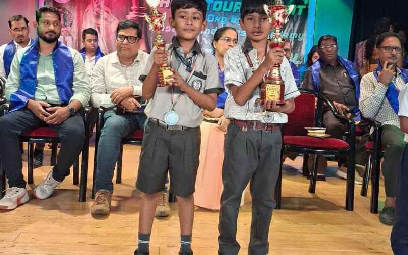 Chakardharpur: ओपन स्कूल चेस टूर्नामेंट में अद्वित्य व ऋत्विक ने जीत दर्ज कर क्षेत्र का बढ़ाया मान
