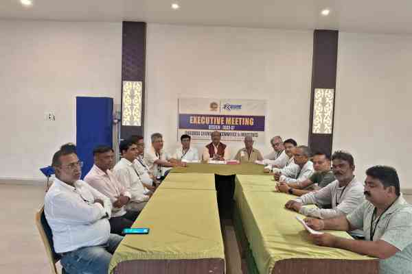 Chaibasa:  चेंबर के एफडी को प्रीमेच्योर तुड़वाकर अन्य बैंक के खाते में जमा करने के मामले की जांच के लिये समिति गठित
