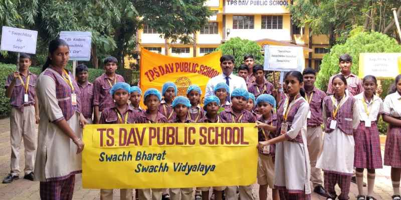 Bahragoda: तारापद षाड़ंगी डीएवी स्कूल में 'स्वच्छ विद्यालय-स्वच्छ भारत' अभियान और दुर्गा पूजा उत्सव का बना अनूठा