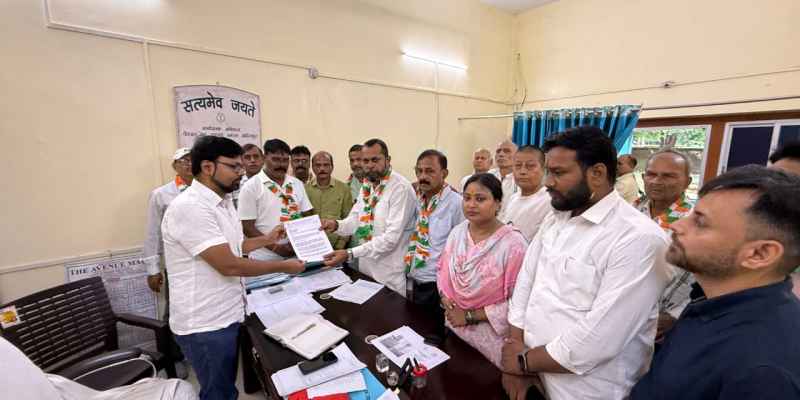 Jamshedpur:  कांग्रेस ने बागबेड़ा जल संकट पर उठाई आवाज, फ्लोटिंग पंप से जल आपूर्ति की मांग