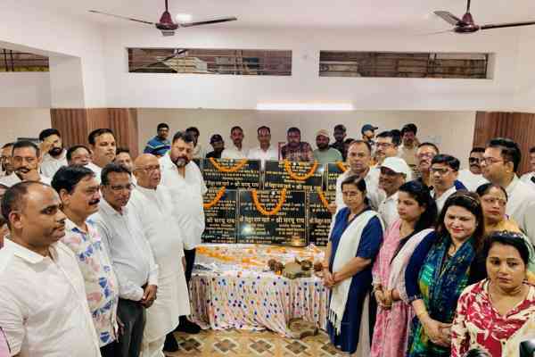 सरयू राय ने किया 12 करोड़ 38 लाख से ज्यादा की योजनाओं का उद्घाटन और शिलान्यास