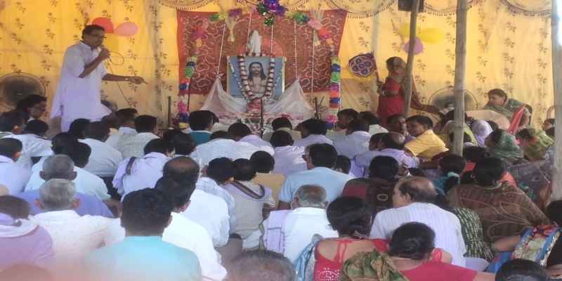 Bahragoda: सद्गुरु श्री श्री निगमानंद सरस्वती परमहंसा देव का पूर्णमासी सत्संग हर्षोल्लास के साथ संपन्न