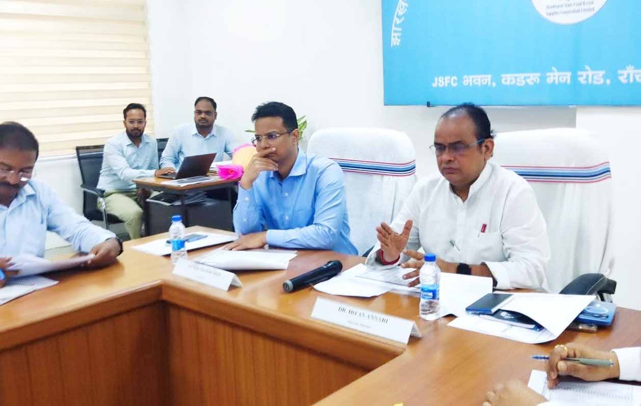 अब अंत्योदय परिवारों को मिलेगा मुफ्त चीनी, दाल व कपड़ा: इरफान अंसारी