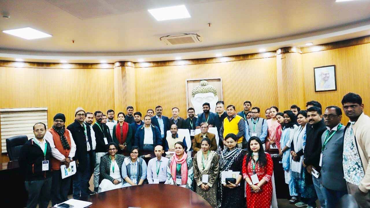 सीयूजे: क्षमता निर्माण कार्यक्रम में कुलपति व विशेषज्ञों ने बढ़ाया प्रतिभागियों का आत्मविश्वास