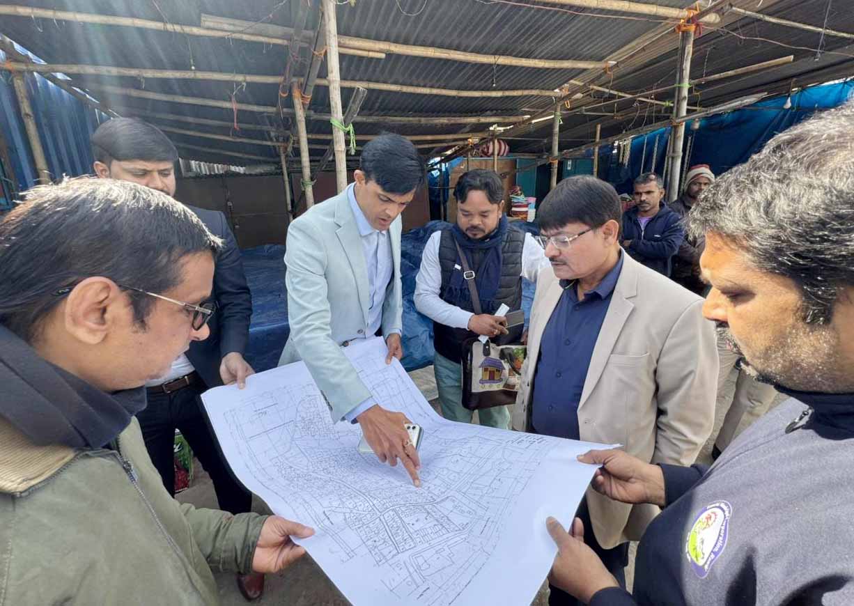 रांची: डोरंडा बाजार में निगम की जमीन का प्रशासक ने किया निरीक्षण