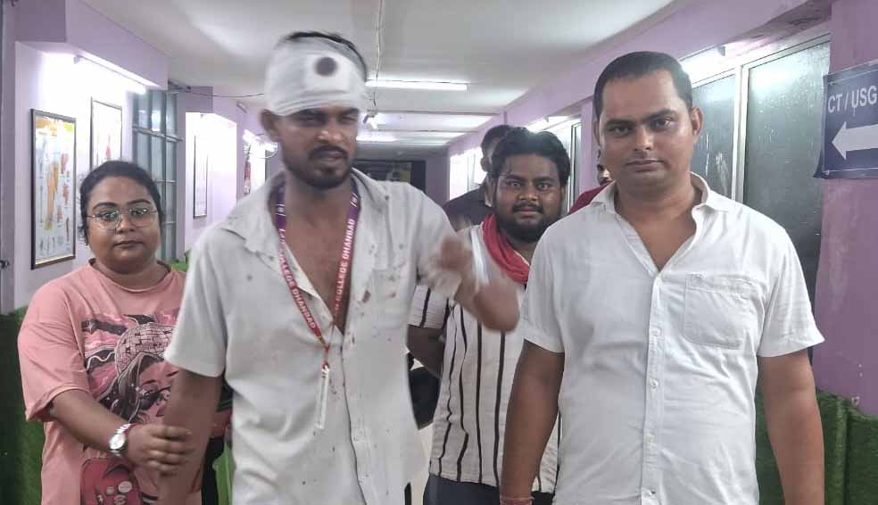 धनबाद लॉ कॉलेज में छात्राओं व AISA नेताओं पर ABVP का जानलेवा हमला