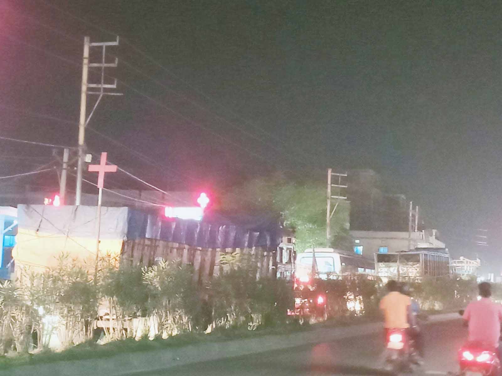 तिलता ओवरब्रिज से टेंडर बगीचा तक रोज लगता है जाम, राहगीर परेशान