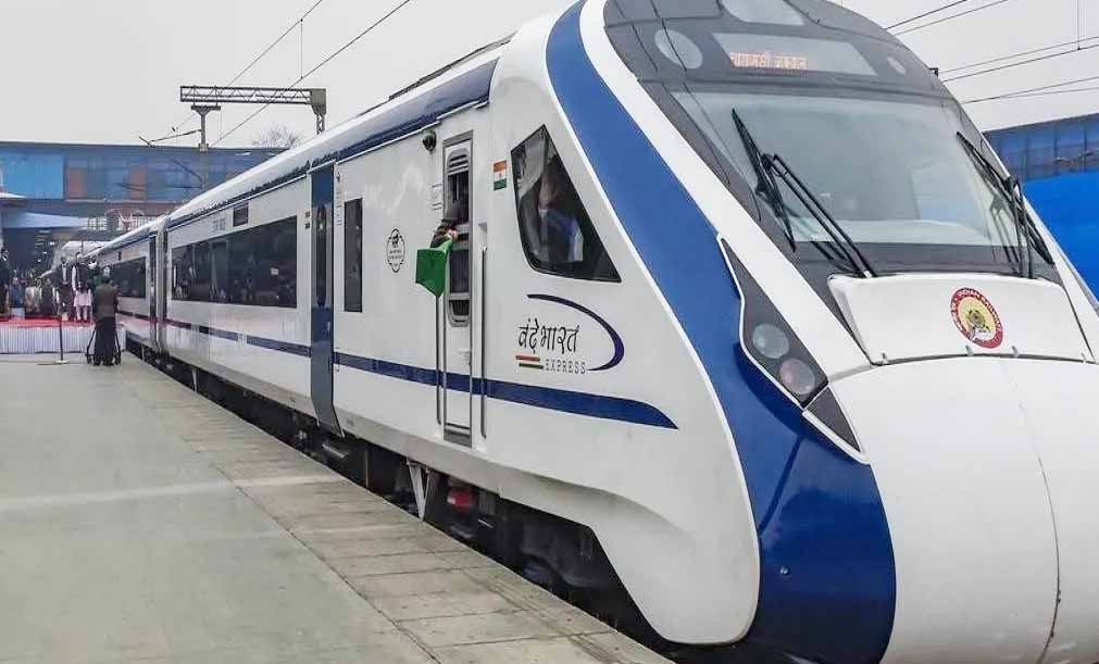 वंदे भारत एक्सप्रेस के समय में बदलाव की मांग, यात्रियों की सुविधा के लिए रेलवे से अनुरोध