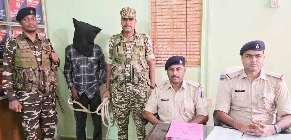 पलामू : दादा की हत्या का मुख्य आरोपी शमशेर अंसारी गिरफ्तार