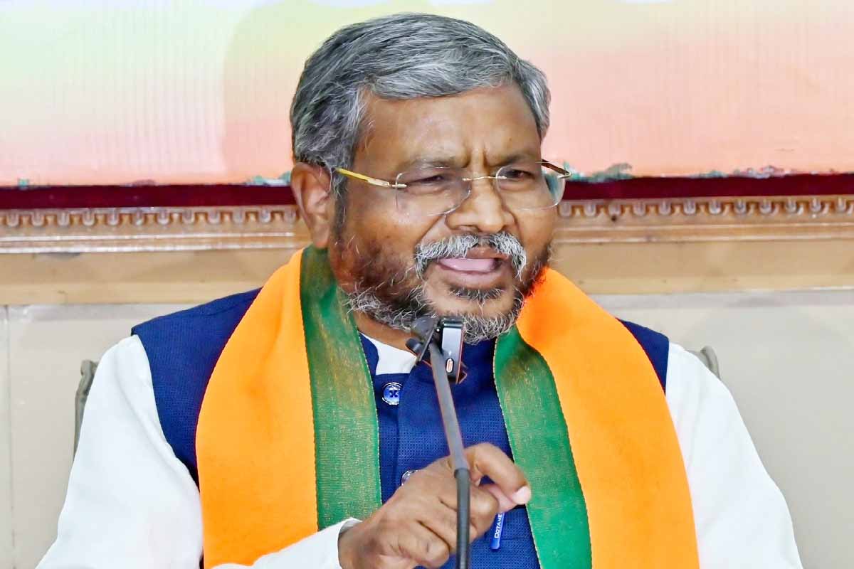 झारखंड पुलिस नियम कानून को ठेंगा दिखाकर कर रही काम : बाबूलाल मरांडी