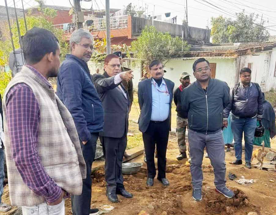 रिम्स परिसर को अतिक्रमण मुक्त बनाने की पहल, बाउंड्री वॉल निर्माण कार्य की समीक्षा