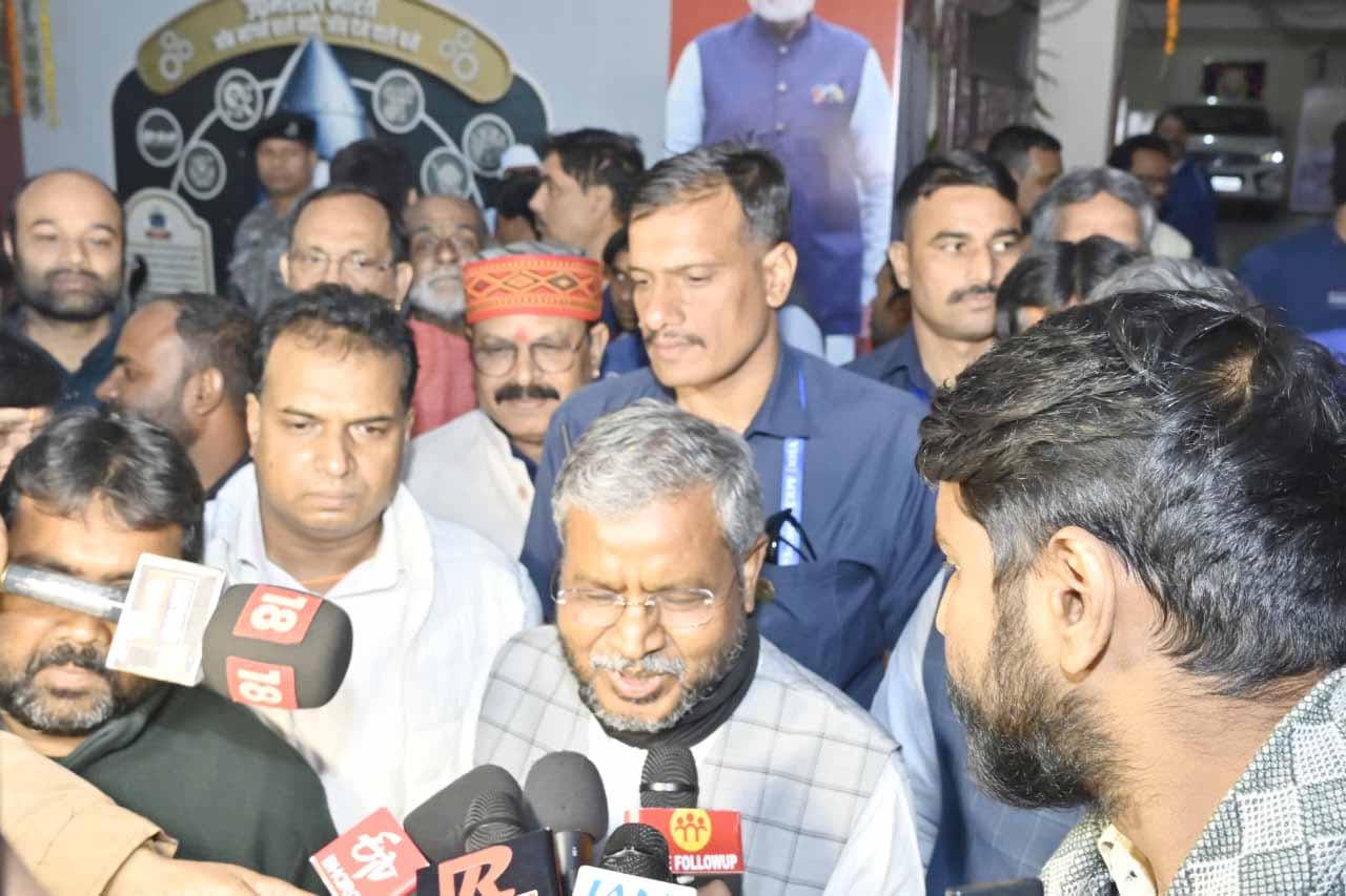 बिहार चुनाव में NDA की जीत पर भाजपा में जश्न, बाबूलाल ने कहा- सुशासन व राष्ट्रवाद की विजय