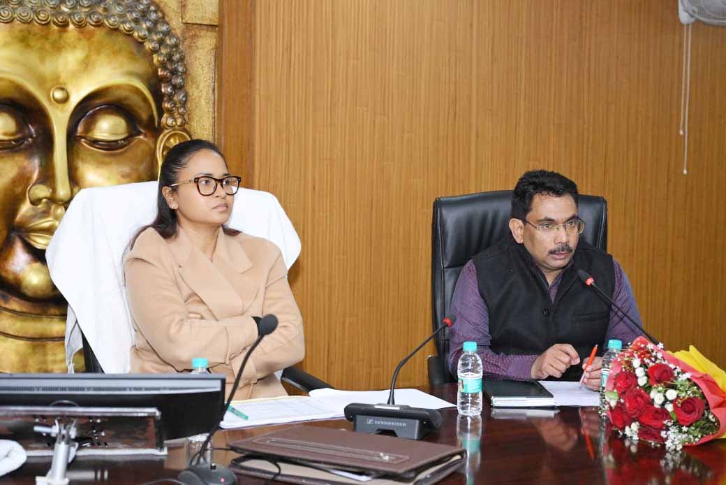 रांची: भूमि संरक्षण योजनाओं की समीक्षा, लंबित भुगतान जल्द निपटाने का निर्देश