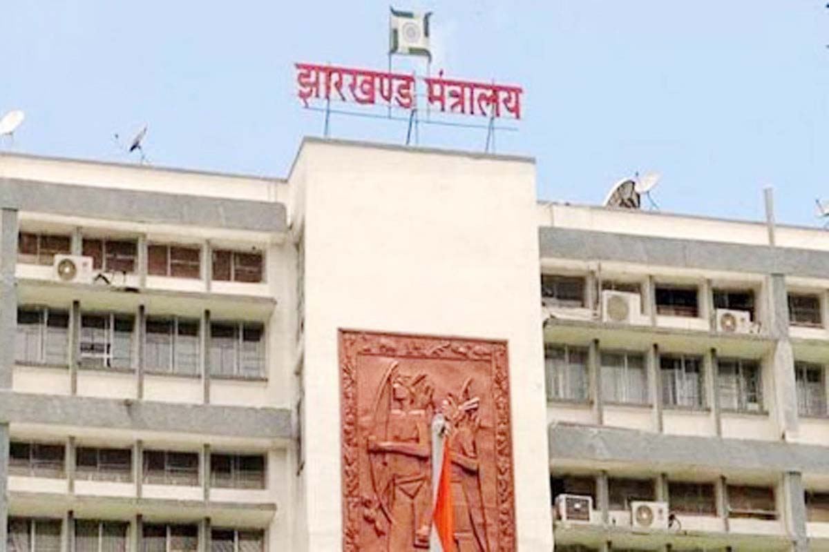 झारखंड में चतुर्थ वर्गीय नियुक्तियों पर फिलहाल रोक, नई नियमावली बनने तक नहीं होगी बहाली