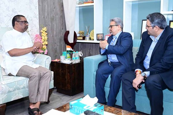 सीएम से टाटा मोटर्स लिमिटेड के प्रतिनिधिमंडल ने की मुलाकात