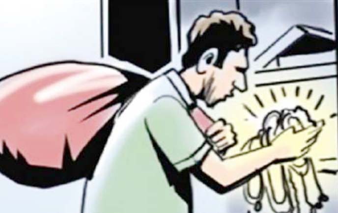 बिहार के जमुई में रिटायर्ड शिक्षक के घर डकैती
