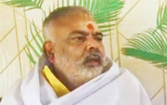 अररिया : भाजपा नेता अजय झा ने टिकट नहीं मिलने पर की आत्मदाह की कोशिश