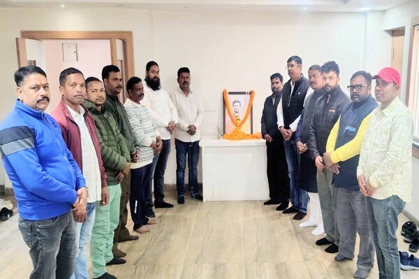 कमल किशोर भगत की चौथी पुण्यतिथि पर आजसू पार्टी ने दी श्रद्धांजलि