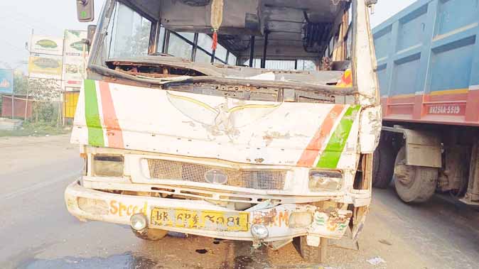 मुजफ्फरपुर : BSAP जवानों की बस ट्रक से टकराई, कई घायल