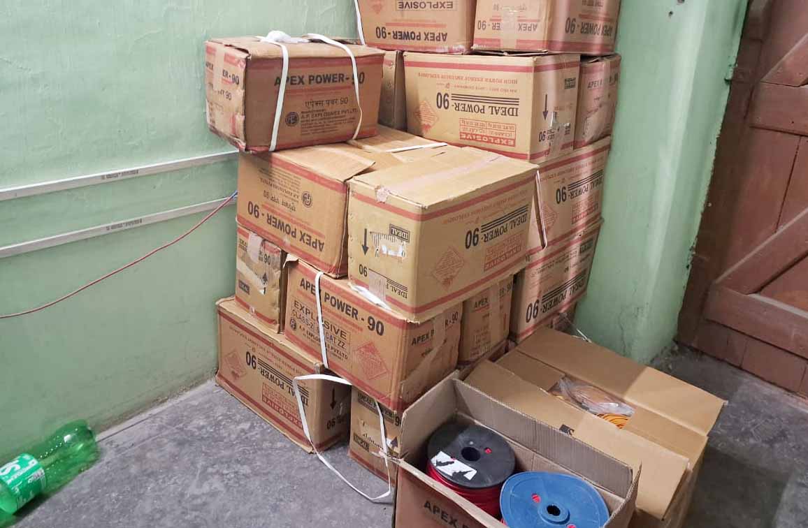 रांची पुलिस ने ओरमांझी में अवैध विस्फोटक का बड़ा जखीरा किया जब्त