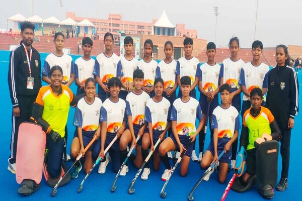 महामना हॉकी गोल्ड कप: सिमडेगा बालिका टीम की शानदार जीत