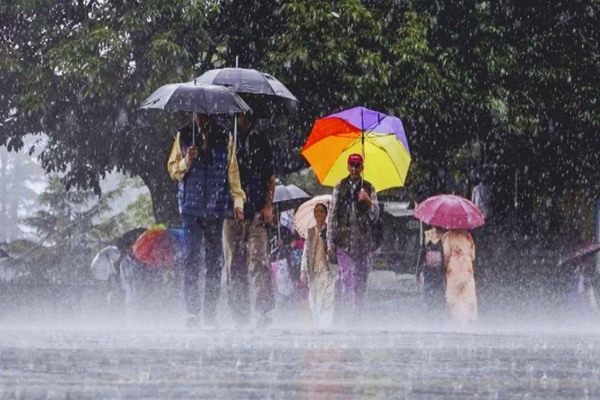 झारखंड में बारिश बढ़ा रहा डेट पर डेट, अब 25 तक बरसेगा बदरा