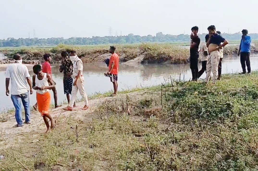 धनबाद : नहाने के दौरान नदी में डूबी संध्या का पांचवे दिन शव बरामद