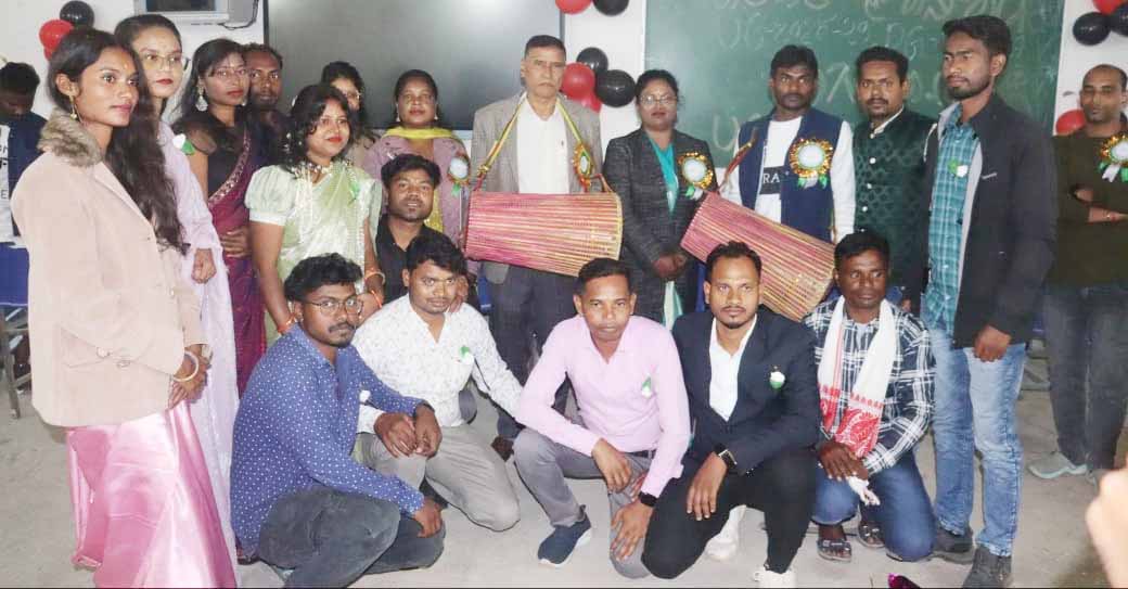 DSPMU के संताली विभाग में स्वागत व विदाई समारोह आयोजित