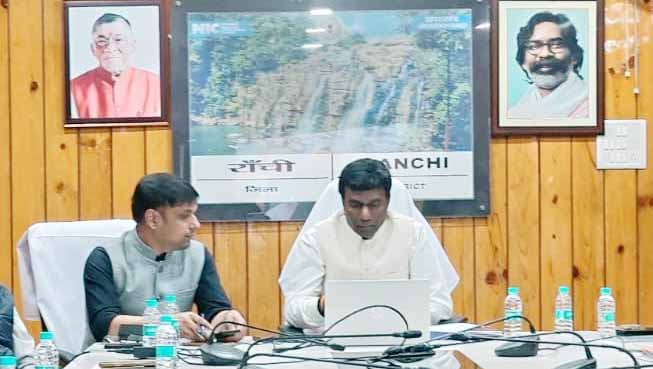 आपकी योजना, आपकी सरकार, आपके द्वार कार्यक्रम को सफल बनाने को लेकर बैठक