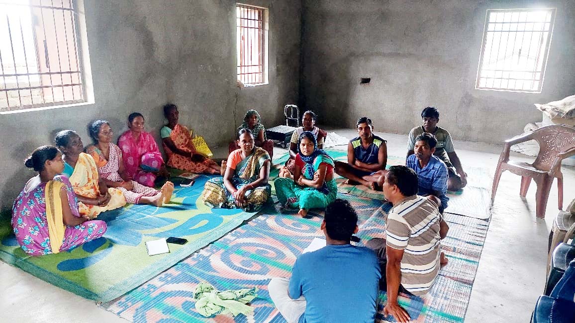 महिलाओं के नेतृत्व में जंगल बचाने की मुहिम: कूटनीय गांव को मिला अधूरा वन अधिकार, लेकिन नहीं टूटी हिम्मत