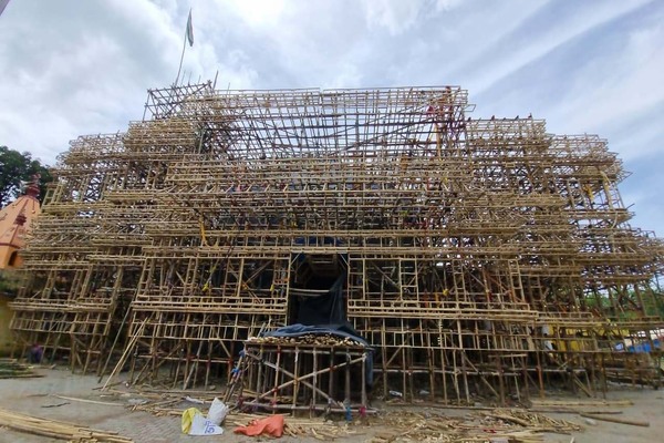 रांची में दुर्गा पूजा की धूम, भव्य पंडालों की तैयारियां जोरों पर