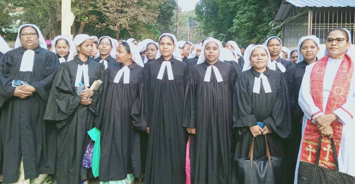 महिला पादरियों की पुरोहिताई के 25 वर्ष पूरे, जीईएल चर्च में मना सिल्वर जुबली महोत्सव