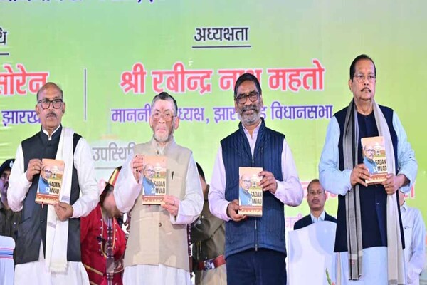 विधानसभा से पारित विधेयक को लटका कर रखना संसदीय प्रथा के प्रतिकूल हैः राधाकृष्ण