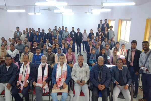 रांची : भाषाओं का कोई सीमित दायरा नहीं- नारायण देसाई