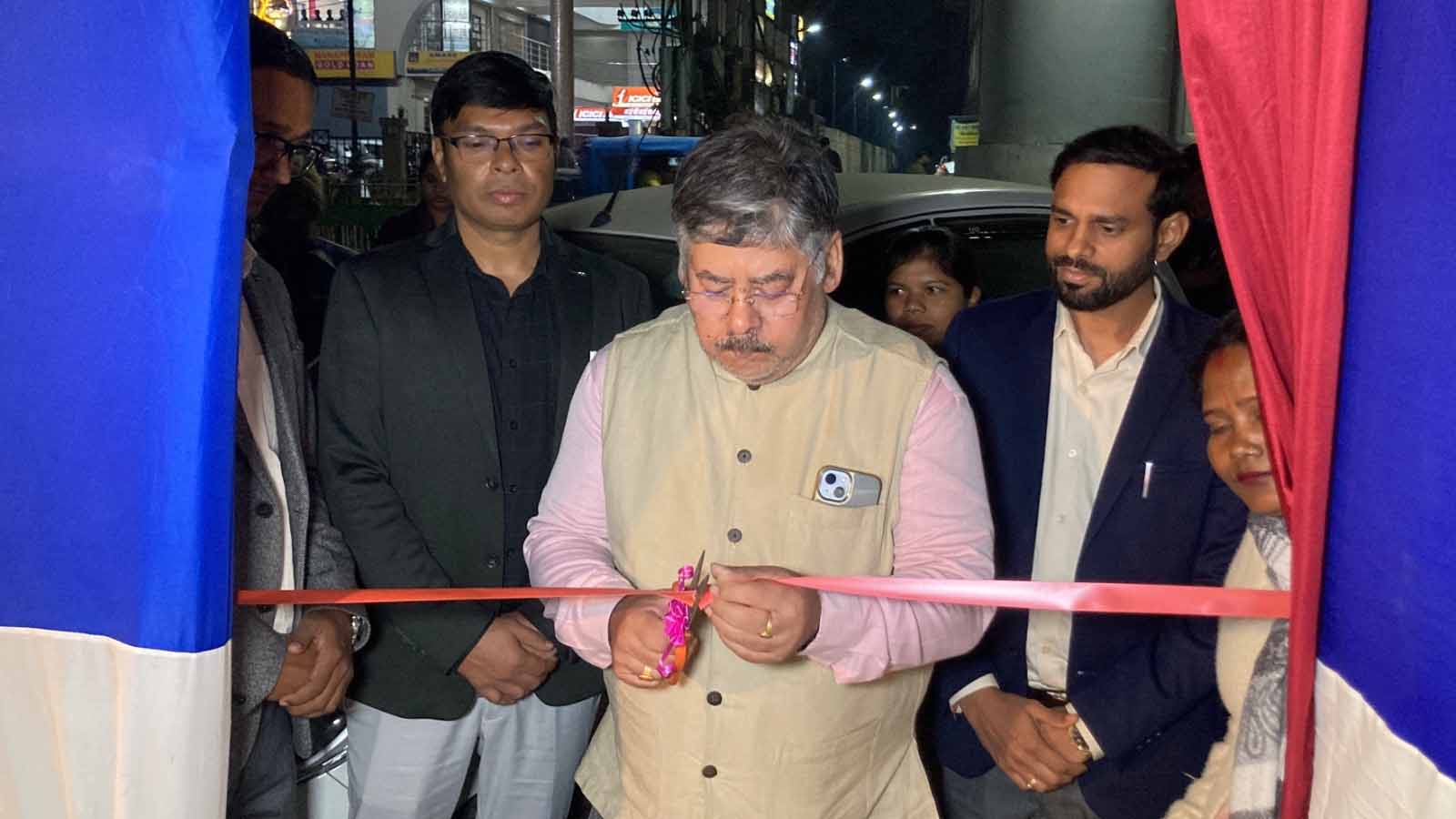 बढ़ती ठंड में बेसहारा लोगों के लिए अस्थायी आश्रय गृह का शुभारंभ