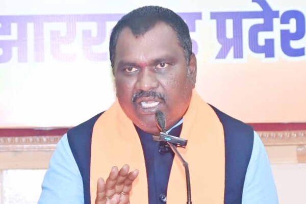 SC समाज के साथ विश्वासघात का दावा, भाजपा ने निकाय चुनाव नीति पर उठाए सवाल