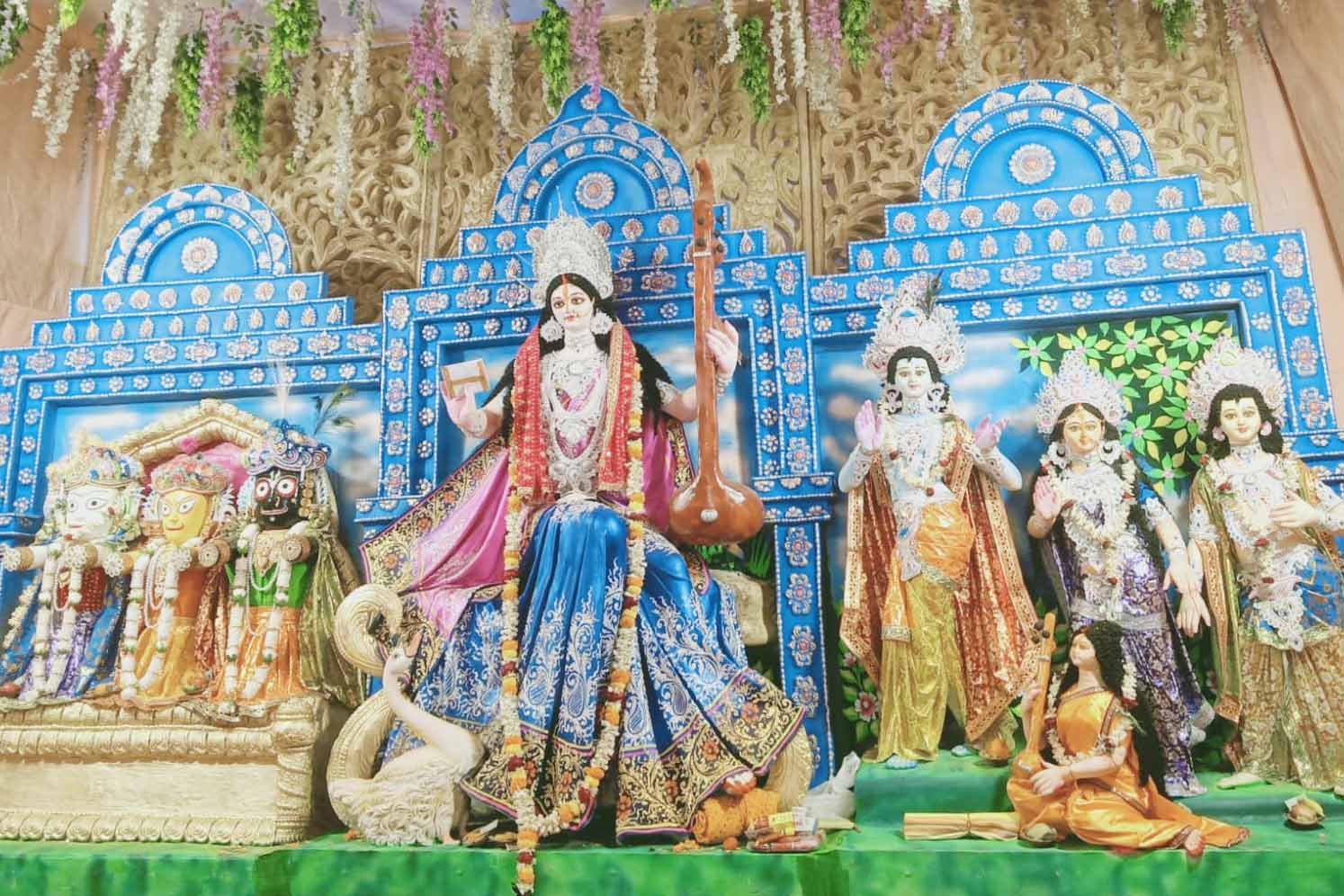 रांची : मां सरस्वती संग भगवान जगन्नाथ, बलभद्र व माता सुभद्रा की हुई पूजा