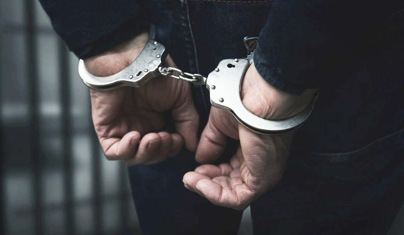 गुमला में सेक्स रैकेट का भंडाफोड़, चार गिरफ्तार, आपत्तिजनक सामग्री बरामद