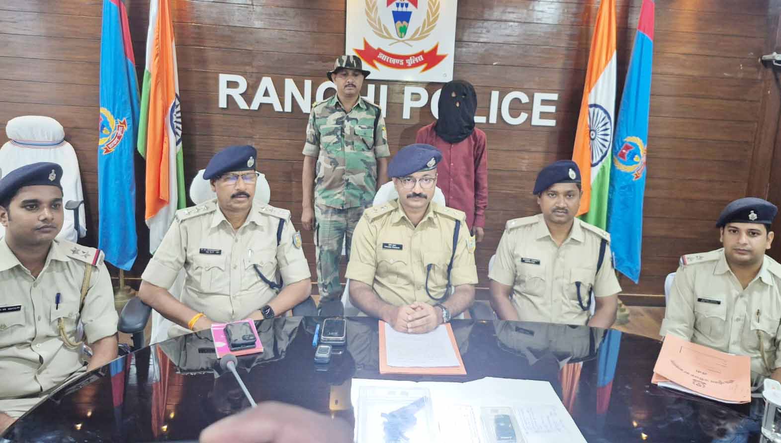 रांची के खलारी में पुलिस पर फायरिंग करने वाला गिरफ्तार, हथियार-वाहन बरामद