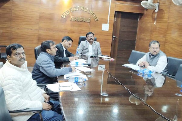 जिन घरों का मकान संख्या नहीं है उसे नोशनल नंबर देना सुनिश्चित करें: के रवि