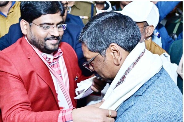 पेसा कानून की मंजूरी पर झामुमो युवा नेता ने जताई खुशी, सीएम को दी बधाई