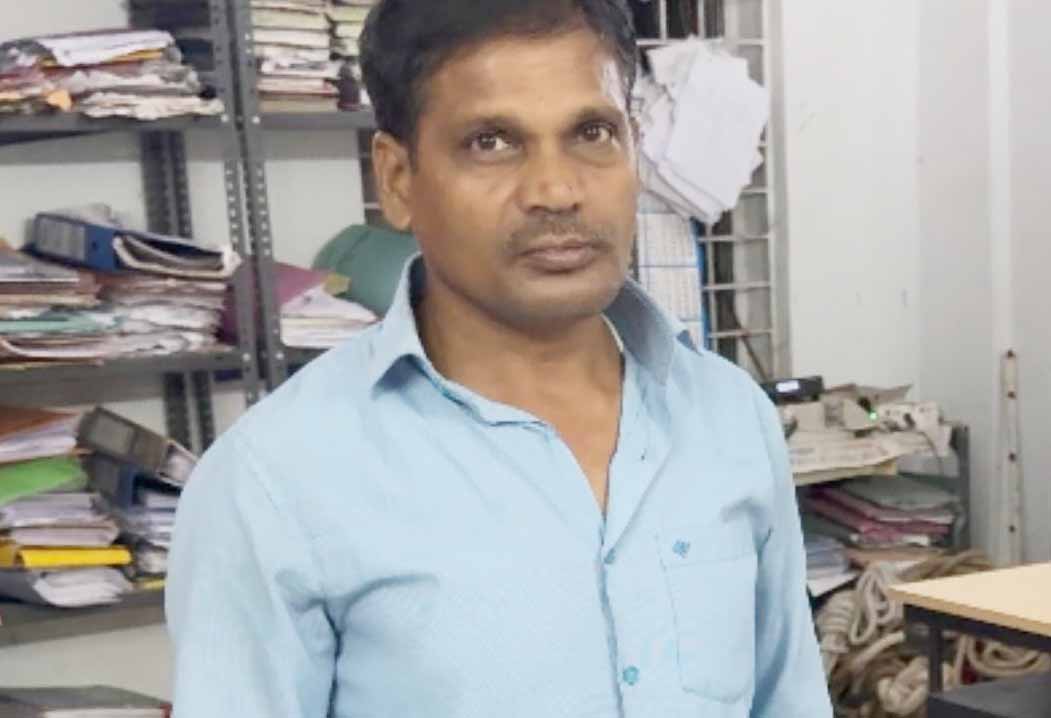 रांची: एसडीओ ऑफिस में पिस्तौल लहराने वाला व्यक्ति गिरफ्तार