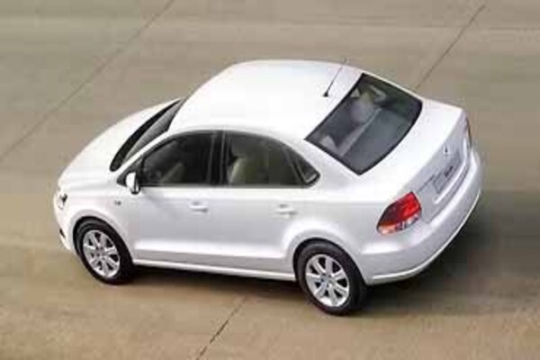 झारखंड के कृषि विभाग को चाहिए सिर्फ सफेद कलर की गाड़ियां