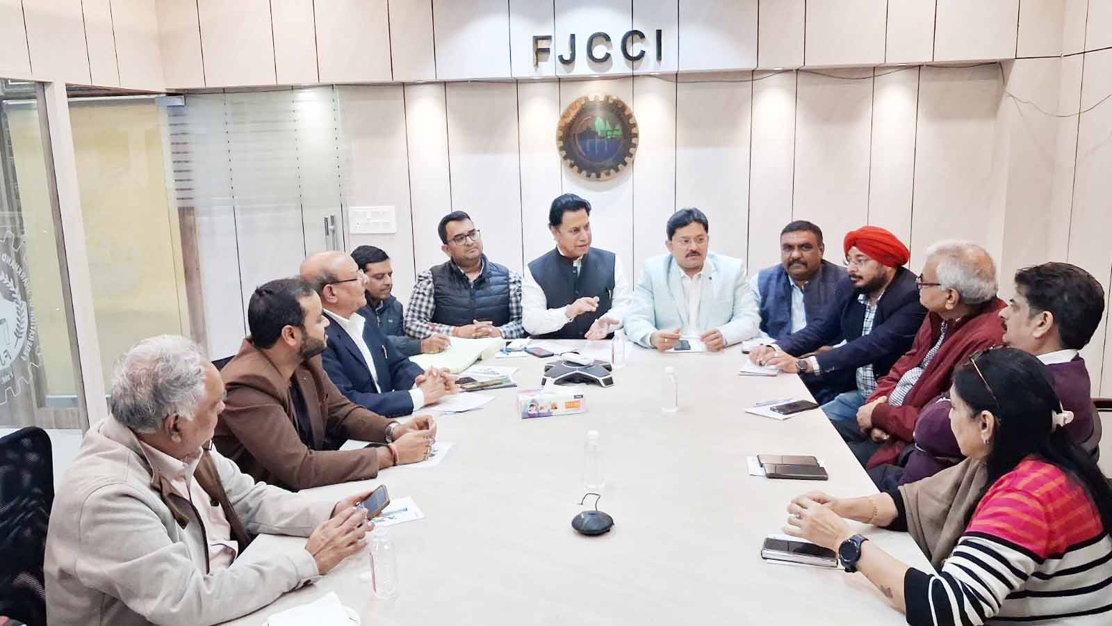 औद्योगिक क्षेत्रों की बदहाल स्थिति पर चैंबर गंभीर, आधारभूत सुविधाओं से लेकर बिजली आपूर्ति तक उठे सवाल