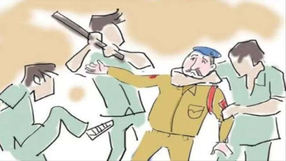 भागलपुर में पुलिस टीम पर हमला, एसआई समेत चार पुलिसकर्मियों को गांव वालों ने पीटा