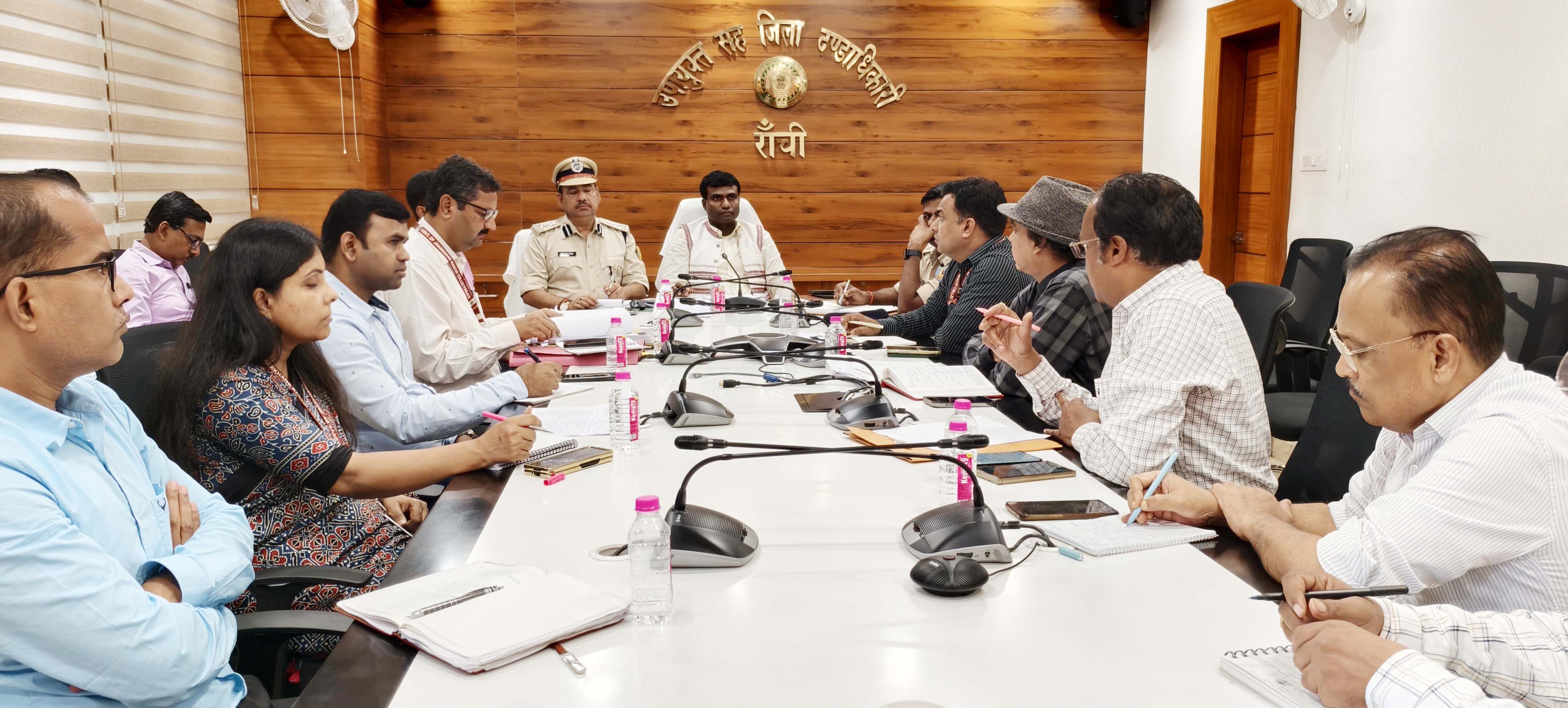 राष्ट्रपति द्रौपदी मुर्मू के रांची आगमन को लेकर तैयारी तेज, उपायुक्त ने की समीक्षा बैठक