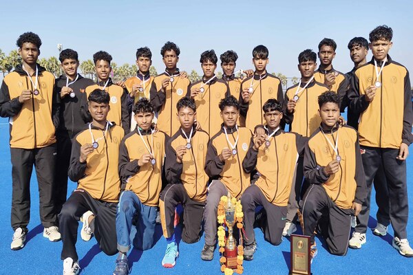 मध्यप्रदेश : 69वीं राष्ट्रीय स्कूली हॉकी प्रतियोगिता में झारखंड ने तृतीय स्थान हासिल किया