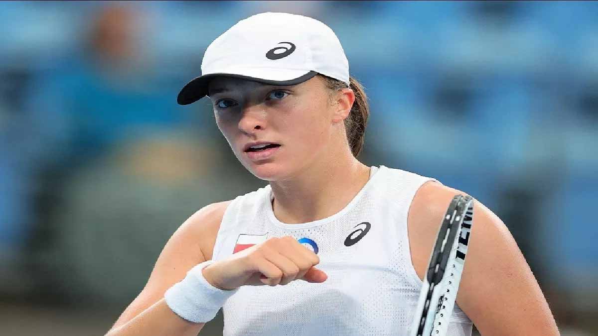 टेनिस : युआन यू को हराकर चीन ओपन के तीसरे दौर में पहुंची इगा स्वियातेक